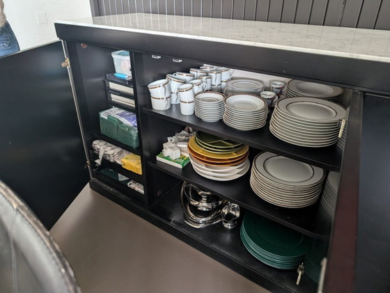 Image 1 of Maison Jansen, credenza vintage, lacca nera, ottone e marmo, anni '70