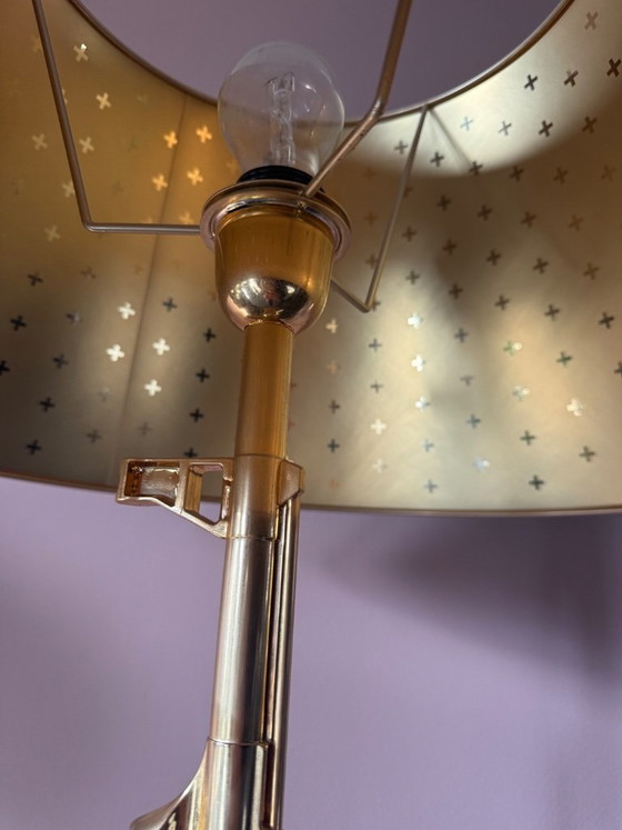 Gun Lamp (FLOS) by Starck – Table lamps, Gold, Metal (photo 4 of 8)