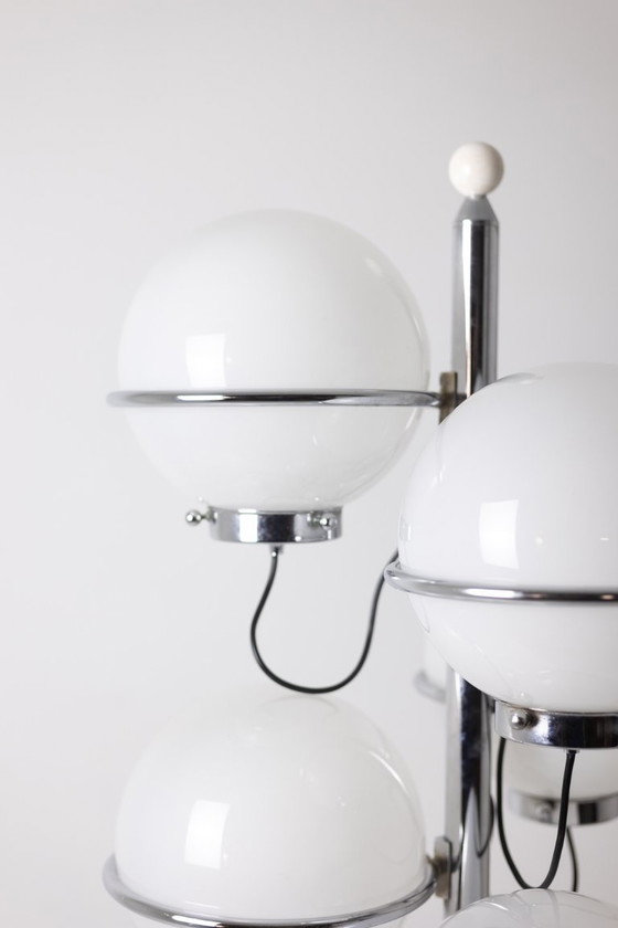 Image 1 of Gino Sarfatti for Arteluce. 9-light floor lamp. 1960s.