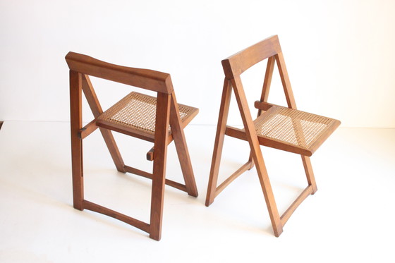 Image 1 of Sedie pieghevoli in legno con seduta in rattan, set di due anni &#39;70