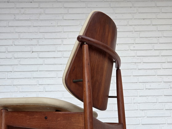 Image 1 of 1960er Jahre Dänisches Design von Arne Vodder, 3 Stühle, Teakholz, Möbelleder
