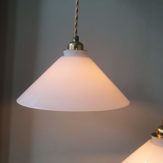 Set di 2 Lampade a sospensione Vintage in vetro opalino – Metallo (photo 15 of 17)
