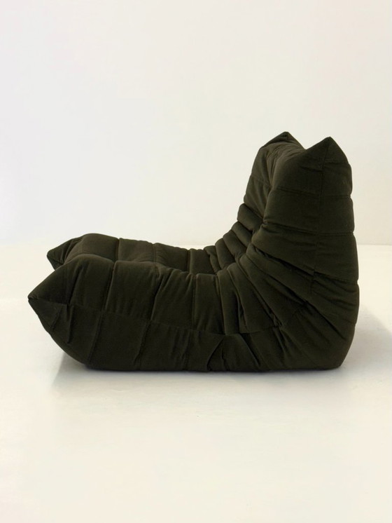 Image 1 of Ligne Roset Togo 1 posto in velluto verde scuro