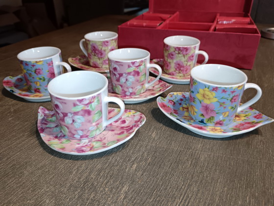 Image 1 of Set van 6 kopjes met schotels