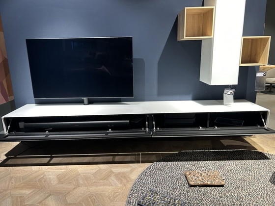 Image 1 of Mobile TV Spectral Ameno 1