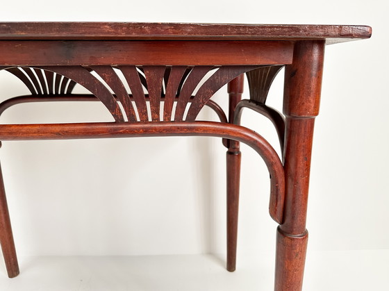 Image 1 of Vintage Authentique Table Thonet No 8121 | Table Bentwood