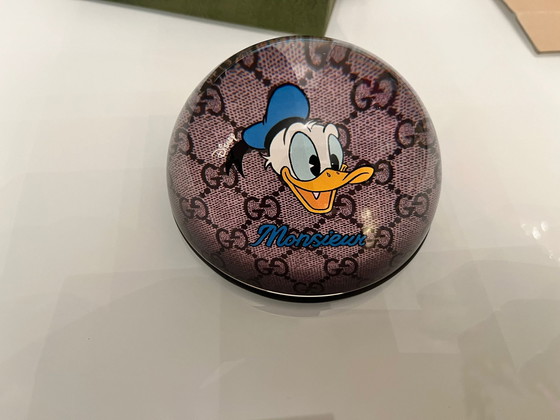 Image 1 of Disney x Gucci Kollaborations-Briefbeschwerer (Donald Duck),