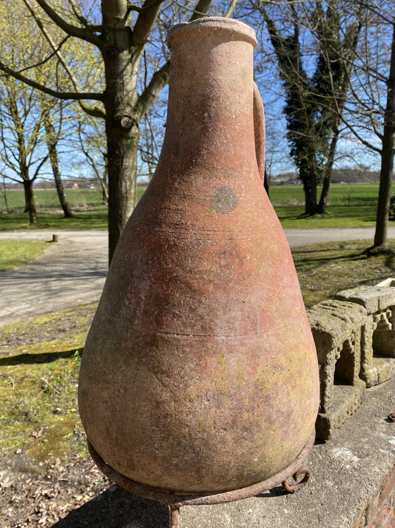 Image 1 of Vintage Berber barrel with authentic iron stand, 74 cm
