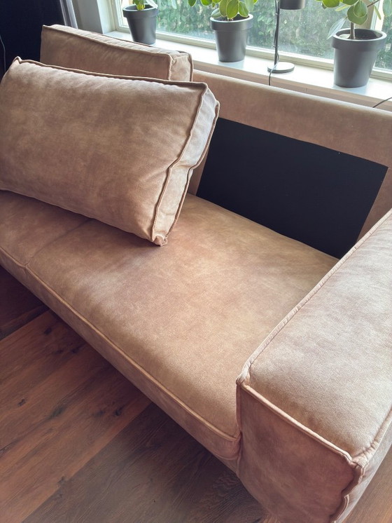 Image 1 of Beautiful sofa