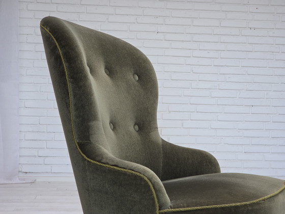 Image 1 of 1970er Jahre, dänischer Beistellstuhl, grüner Möbelvelours, Beine aus Buchenholz.