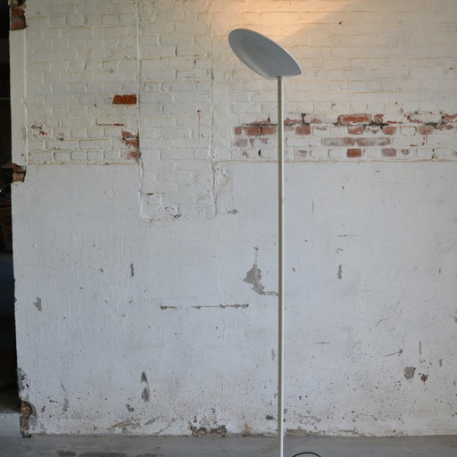 1x Modina floor light