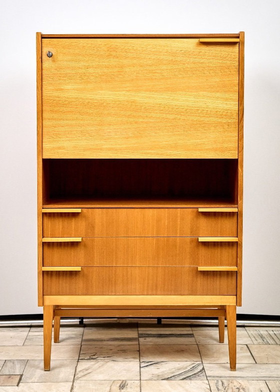Image 1 of Vintage Highboard van František Mezulánik voor Up Závody, jaren 70, Tsjechoslowakije