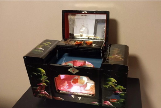 Toyo - jewelry box, music box - lacquered wood - Japan