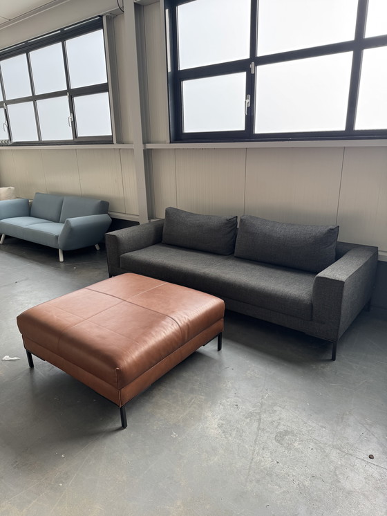 Image 1 of Design on Stock Aikon Lounge 4-seater