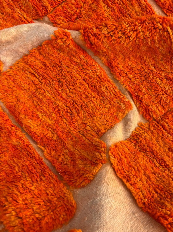 Tapis orange à motif géométrique, Laine (photo 7 sur 12)