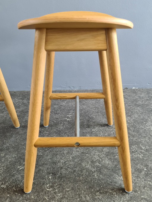 2x low Icha stool - Chris
Martin for Massproductions