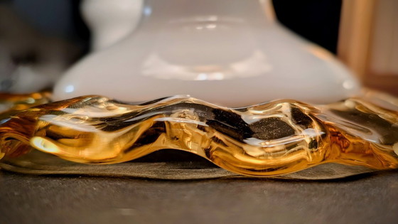 Image 1 of Set van twee tafellampen van Sylcom, gemaakt van Murano-glas – melkwit, amber en goud ✨