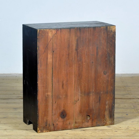 Image 1 of Gabinete japonés, década de 1930