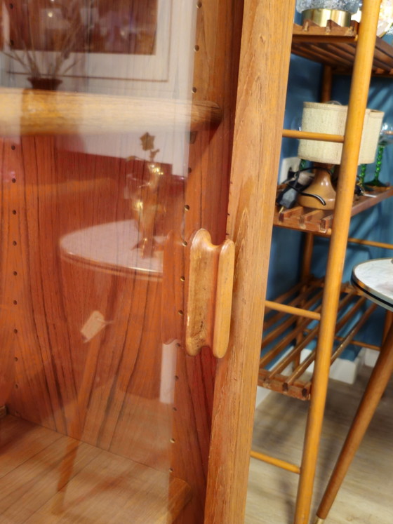 Image 1 of Vintage Teakhouten Vitrinekast Silkeborg Vitrine Kast Kastje