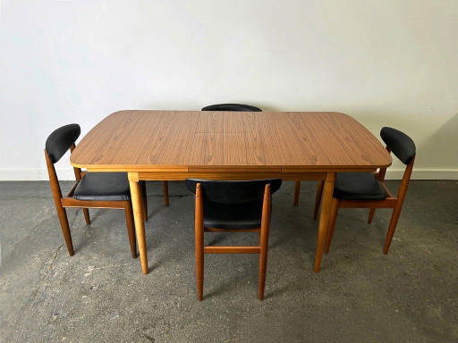 Ausziehbarer Esstisch von Schreiber im Mid-Century-Stil aus den 1960er/70er Jahren, 4 passende Esszimmerstühle – eetkamerset