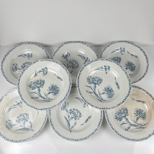 Lot de 8 assiettes creuses modèle "Oeillet", KG Lunéville, terre de fer, XIXème siècle