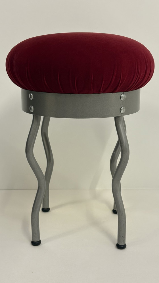 Image 1 of Sgabello di design vintage IKEA URI Memphis Style con gambe ondulate grigie Disegnato da Per Ivar Ledang 1995