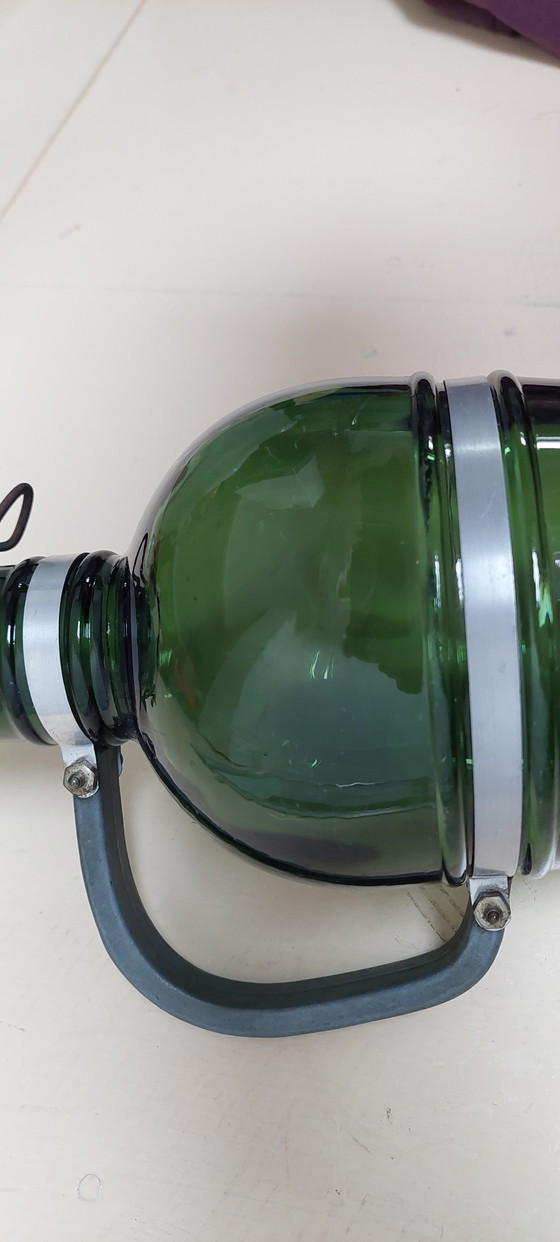 Image 1 of Bouteille ancienne Gerrix à bouchon basculant avec poignée, verre vert