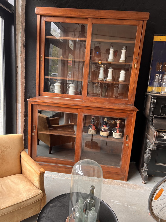 Image 1 of School vitrine kast 