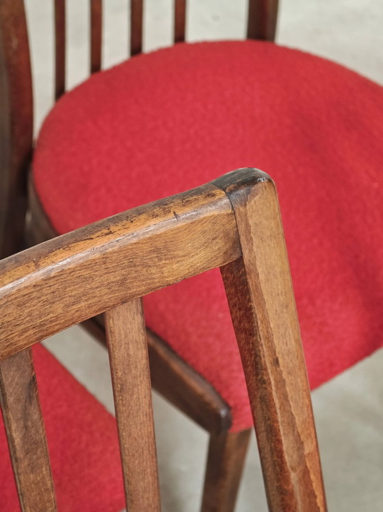Juego de 4 sillas de comedor rojas de Antonin Suman para Interier Praha. – Wood, Mid Century Modern (photo 4 of 14)