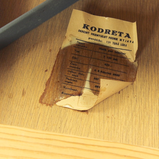 Image 1 of Funktionalistischer drehbarer Couchtisch aus Stahl und Eschenholz, 1960er Jahre