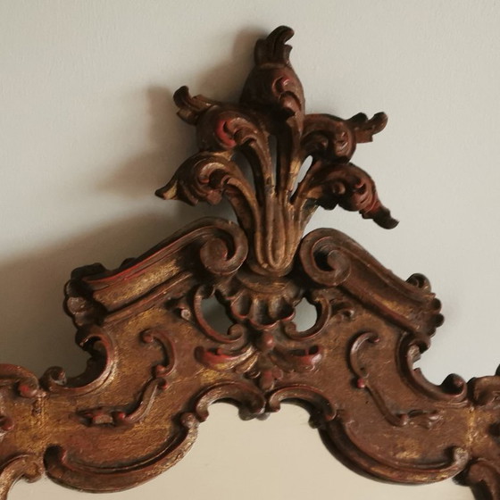Image 1 of Antieke houten spiegel met hoorn des overvloeds - 17e-18e eeuw - gesneden