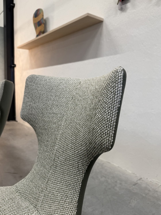 Image 1 of 4 sillas de comedor Leolux Callas, tela Safire Senso Olivine