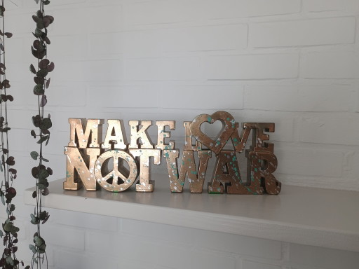 Make Love Not War - Van Apple