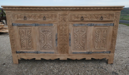 2-door sideboard Gothic decor