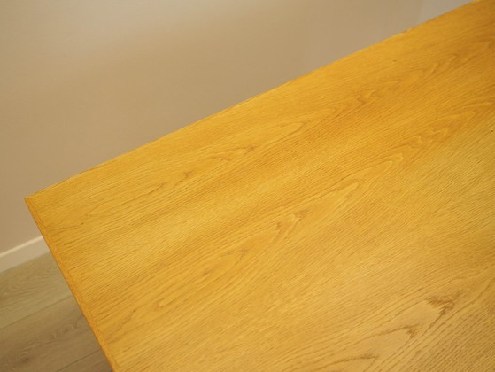 Image 1 of Escritorio de roble, diseño danés, años 60, diseñador: Henning Kjærnulf
