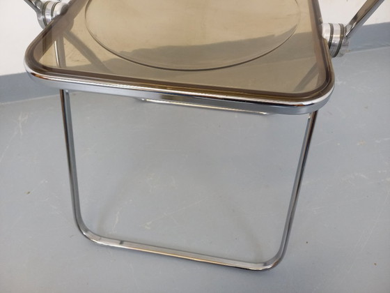 Image 1 of Chaise pliante vintage Plia de Giancarlo Piretti pour Castelli des années 60 70 en chrome et plexiglas fumé