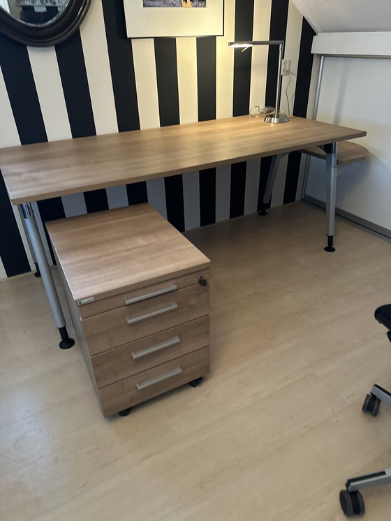 Image 1 of Scrivania + contenitore con ruote + sedia da ufficio Palmberg