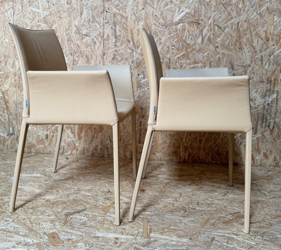 Image 1 of 2 sillas de comedor Zanotta Lia