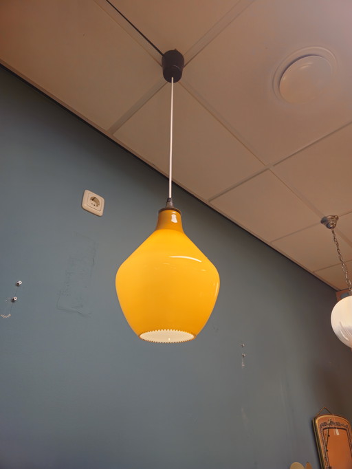 Vintage-Pendelleuchte aus gelbem Glas