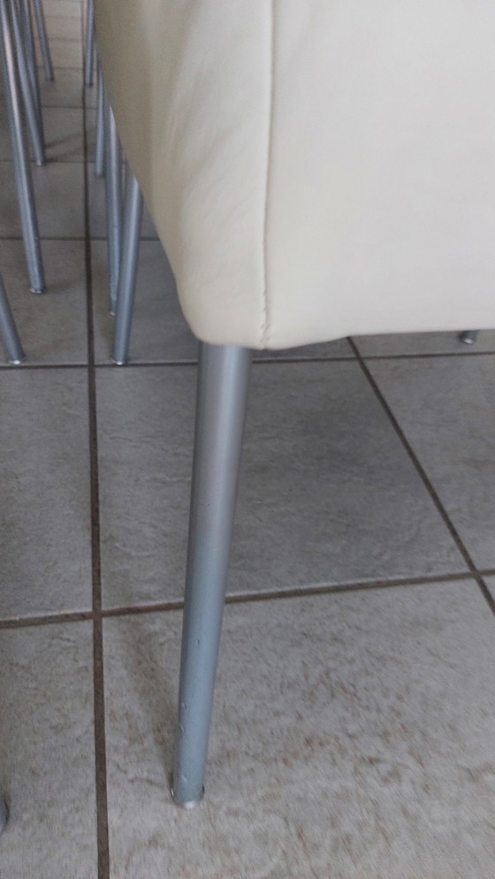 Image 1 of 6 leren eetkamerstoelen van Bert Plantagie