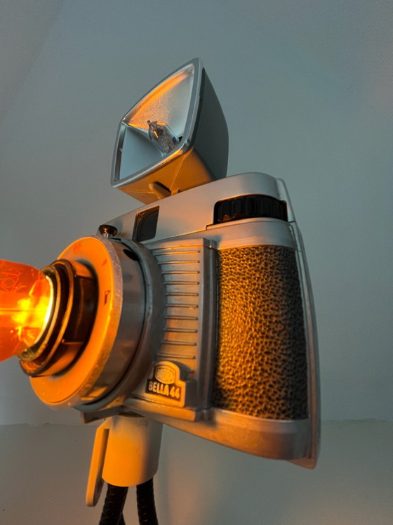 Design lamp van vintage camera – Bilora, Tafellampen, Metaal, Kunststof (photo 13 of 13)