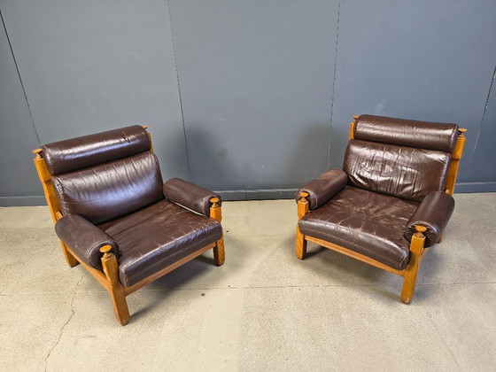 Image 1 of Poltrone vintage rustiche in pelle marrone e rovere, anni '60 - set di 2