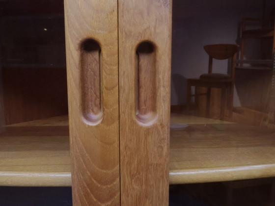 Image 1 of Dyrlund Denmark Vintage hoekkast met verlichting 