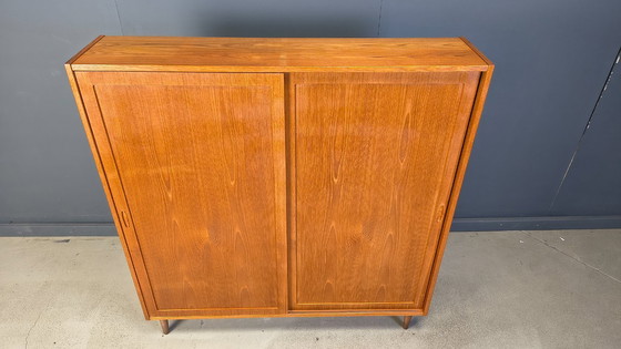 Image 1 of Dänischer Schrank aus der Mitte des Jahrhunderts von Poul Hundevad, 1960er Jahre
