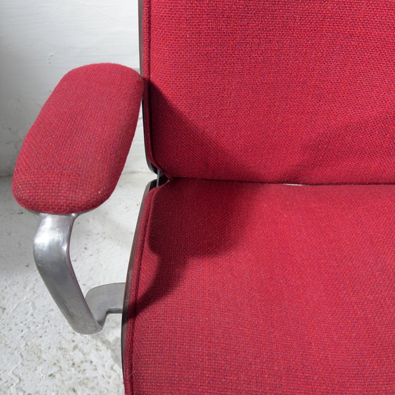 Image 1 of President Mim bureaustoel, jaren 196019