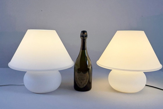 Image 1 of Juego de 2 lámparas seta, vidrio opalino, cristalería Limburg, Alemania, años 70