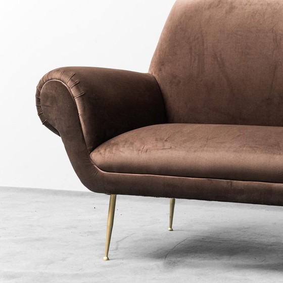 Image 1 of DIVANO A 3 POSTI IN VELLUTO MARRONE GIGI RADICE MINOTTI 1950S VINTAGE MODERN