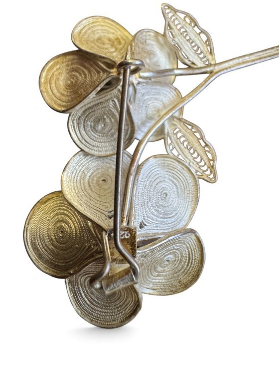 Image 1 of Spilla argento .925 anni '70 con motivi floreali