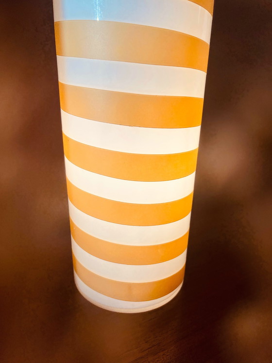 Image 1 of Deutsche Yvolux Opaline Tischlampe