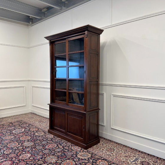 Libreria classica inglese con ante scorrevoli in vetro – Librerie, Glass, Wood (photo 5 of 13)